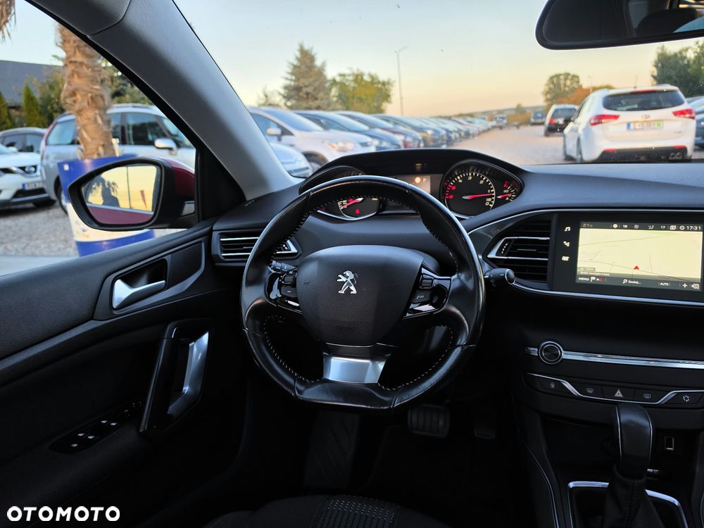Peugeot 308 BlueHDi 120 EAT6 Stop & Start Business-Line - 26