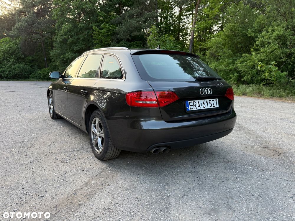 Audi A4 Avant 2.0 TDI DPF multitronic Attraction - 3