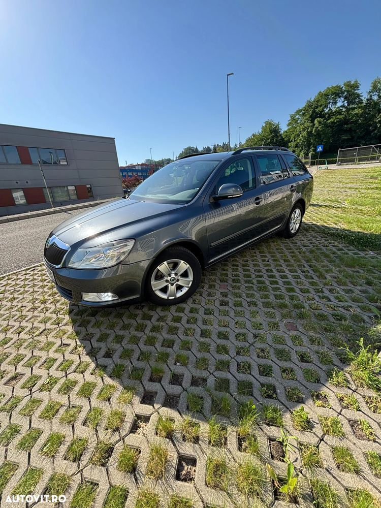 SKODA Octavia 2011 — imagine 6