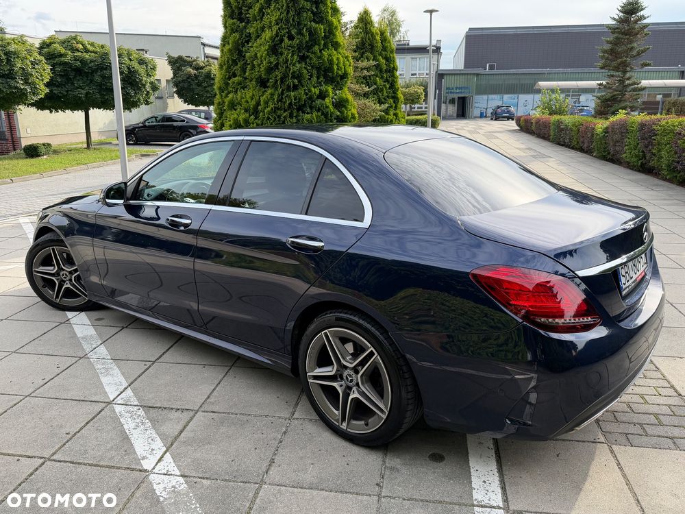 Mercedes-Benz Klasa C 160 9G-TRONIC AMG Line - 12