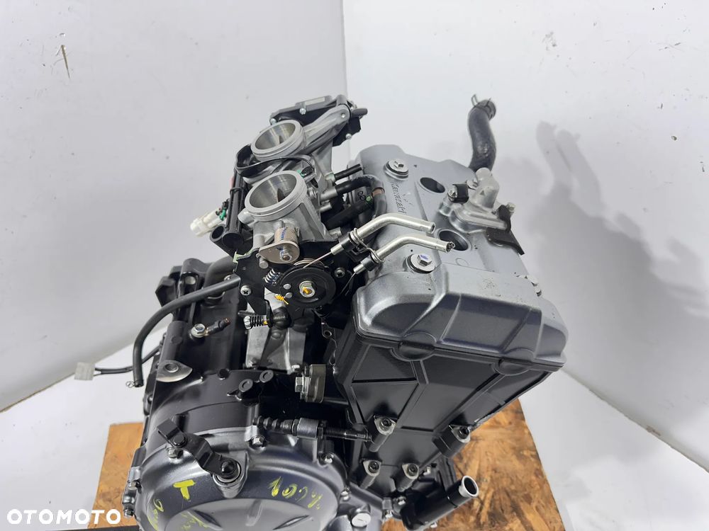 Silnik  Kawasaki Z650   Z 650   16-19R  14Dni GW - 3