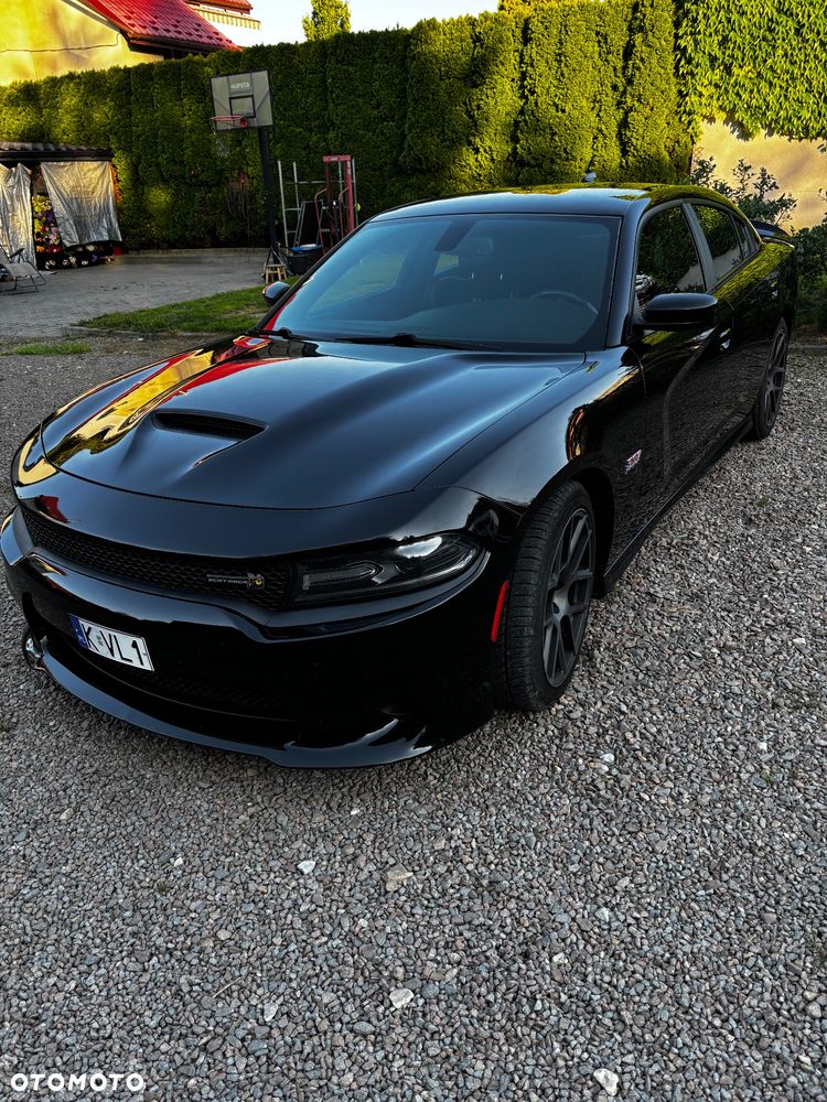 Dodge Charger 6.4 Scat Pack - 17
