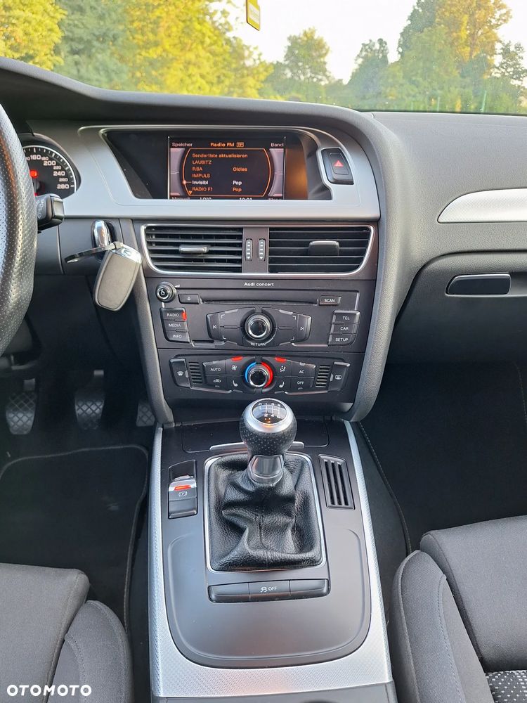 Audi A4 Avant 1.8 TFSI Ambiente - 6