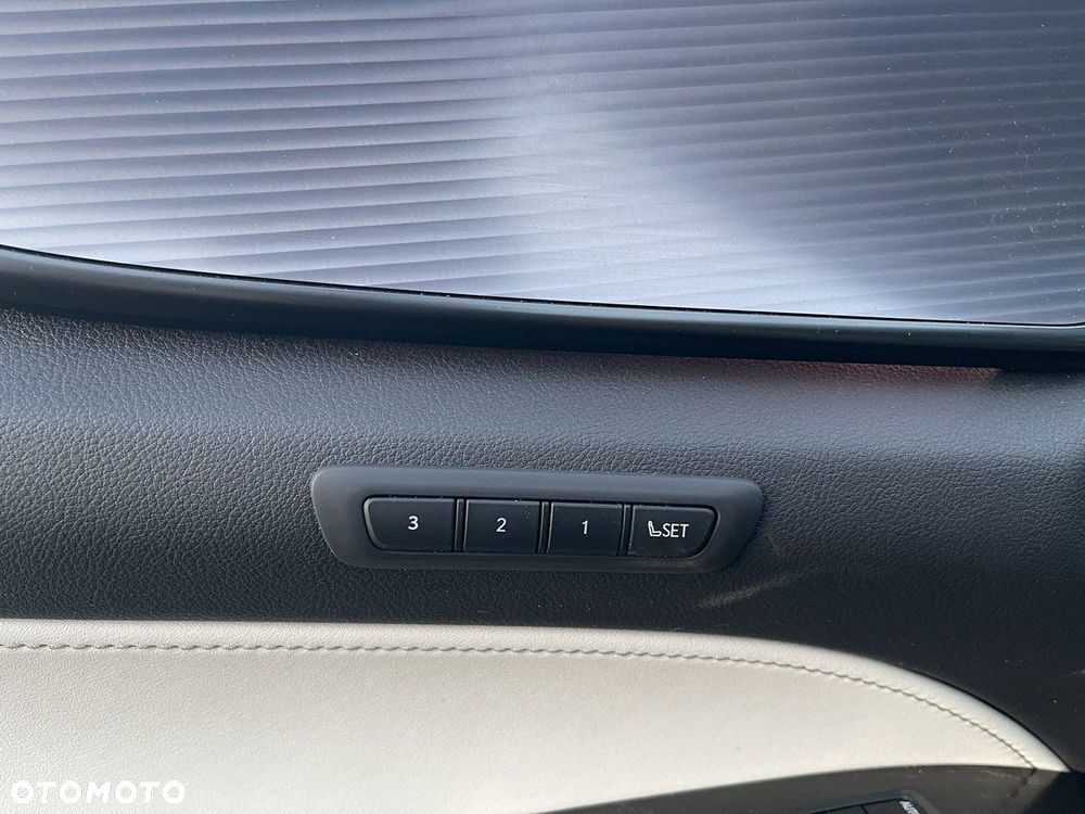 Lexus NX 450h+ E-FOUR F SPORT - 16