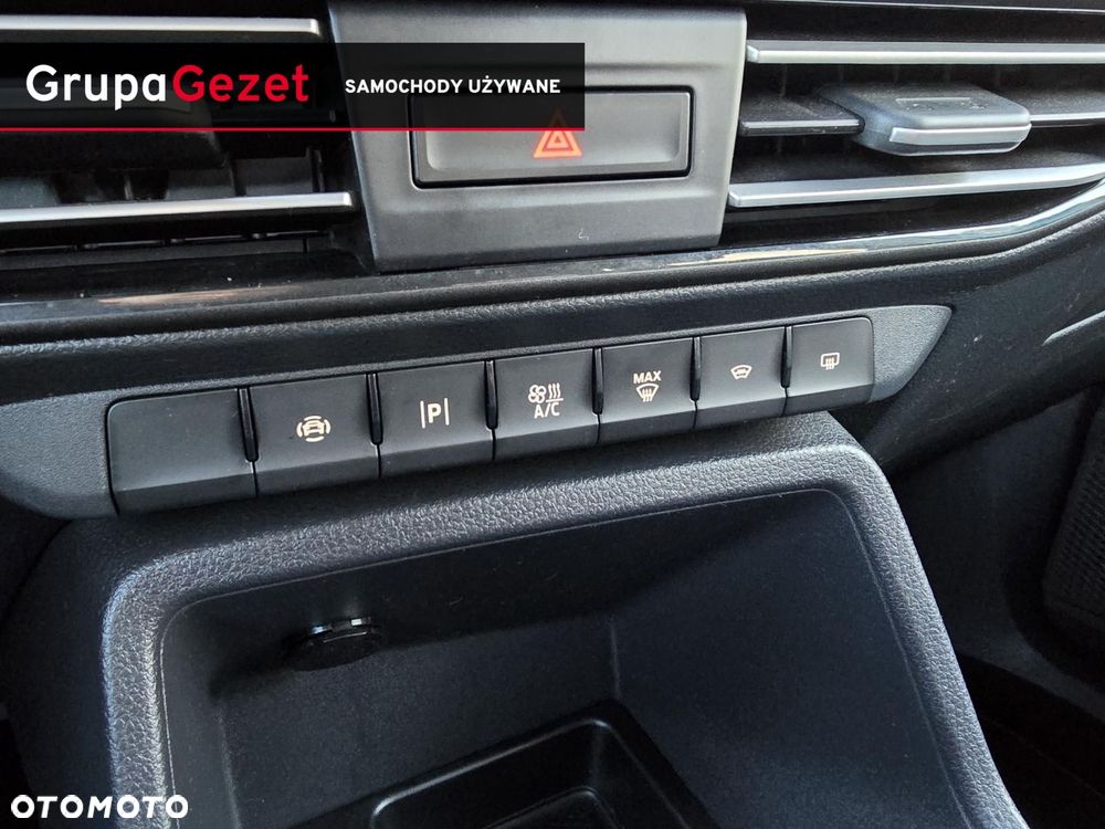 Ford Tourneo Connect - 24