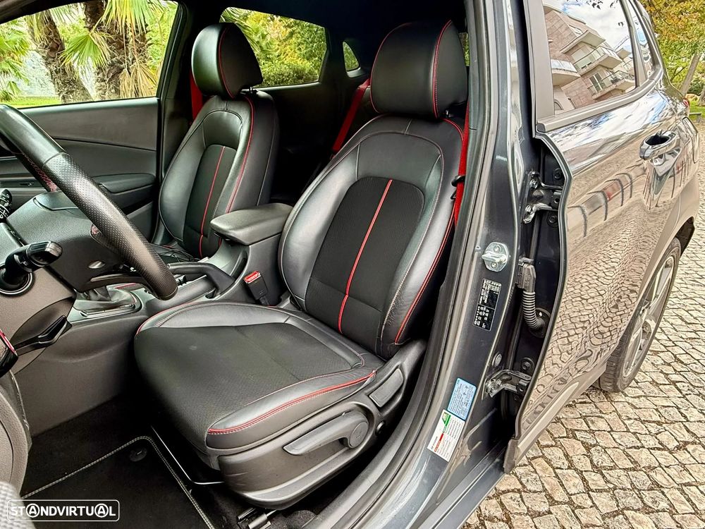 Hyundai Kauai 1.0 T-GDi Premium Tec.Preto - 16