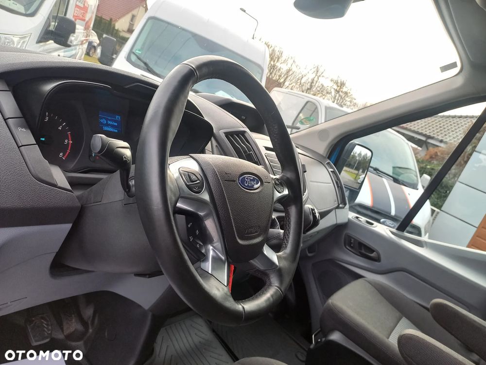 Ford Transit - 18