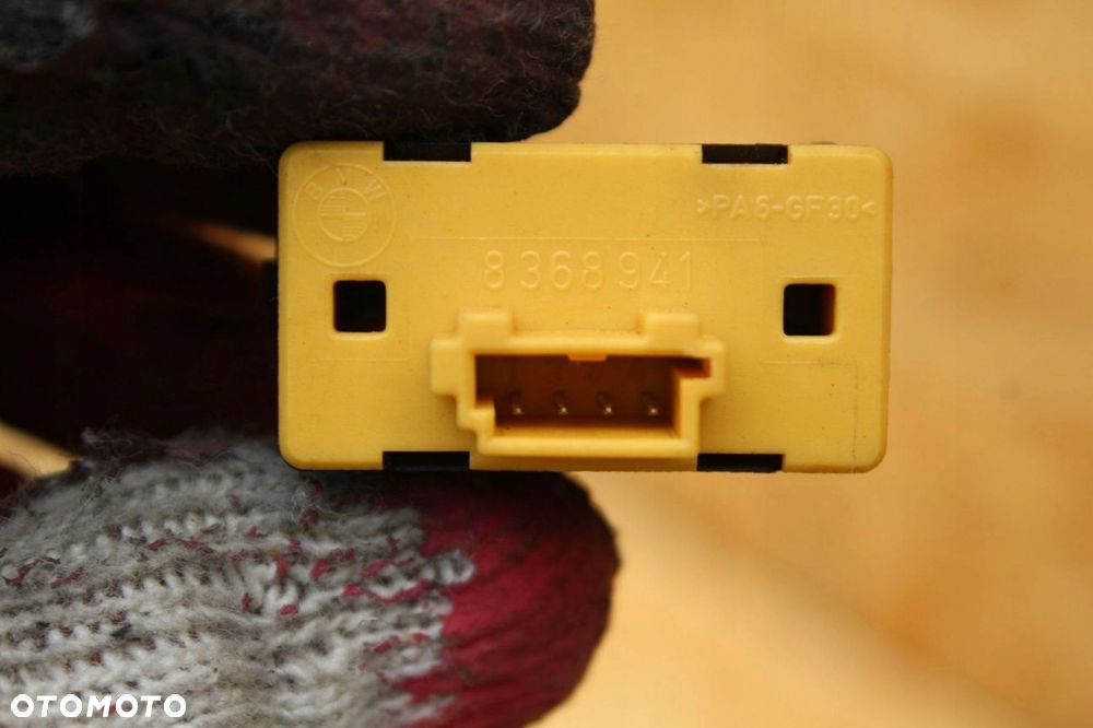 Przełącznik el szyb BMW e36 z3 8368941 pomarańcz - 2