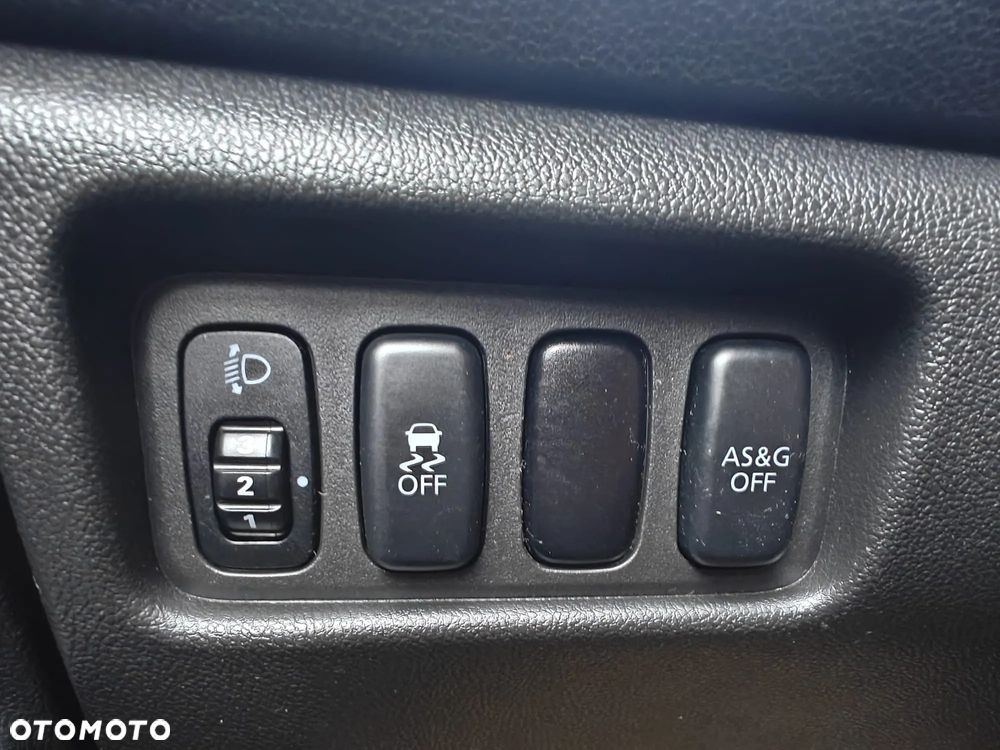 Mitsubishi ASX - 25