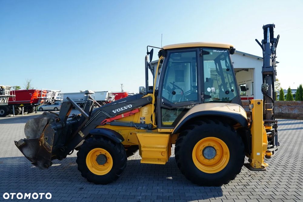 Volvo BL71B / KOPARKO-ŁADOWARKA / KLIMATYZACJA / SKARPÓWKA - 10