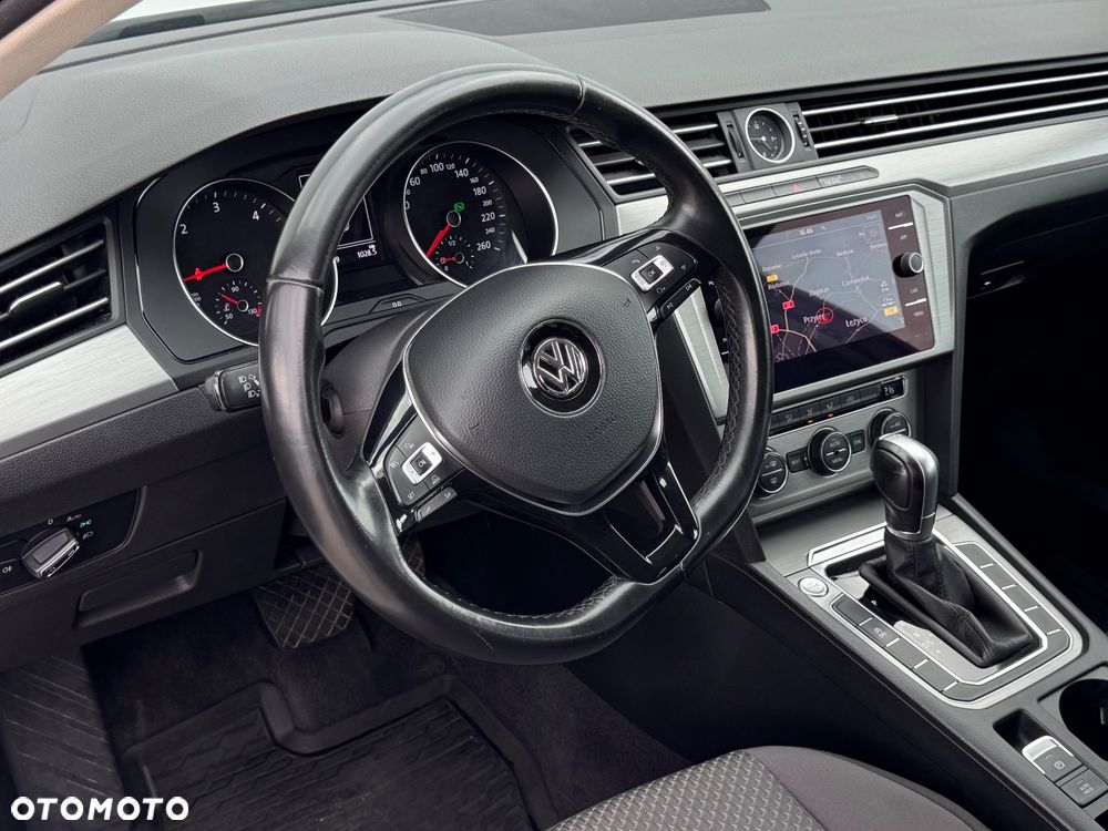 Volkswagen Passat Variant 2.0 TDI BMT SCR Trendline DSG7 - 24