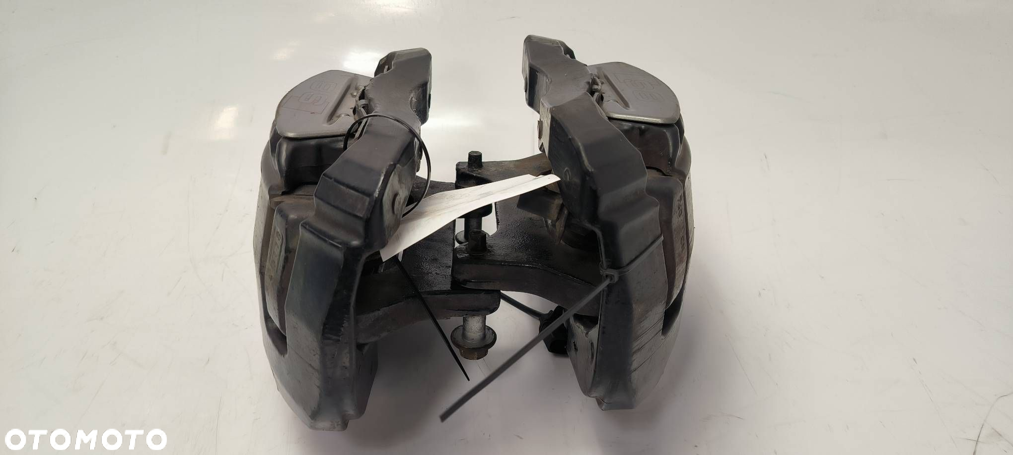 ZACISKI KOMPLET AUDI S8 D3 385MM - 6