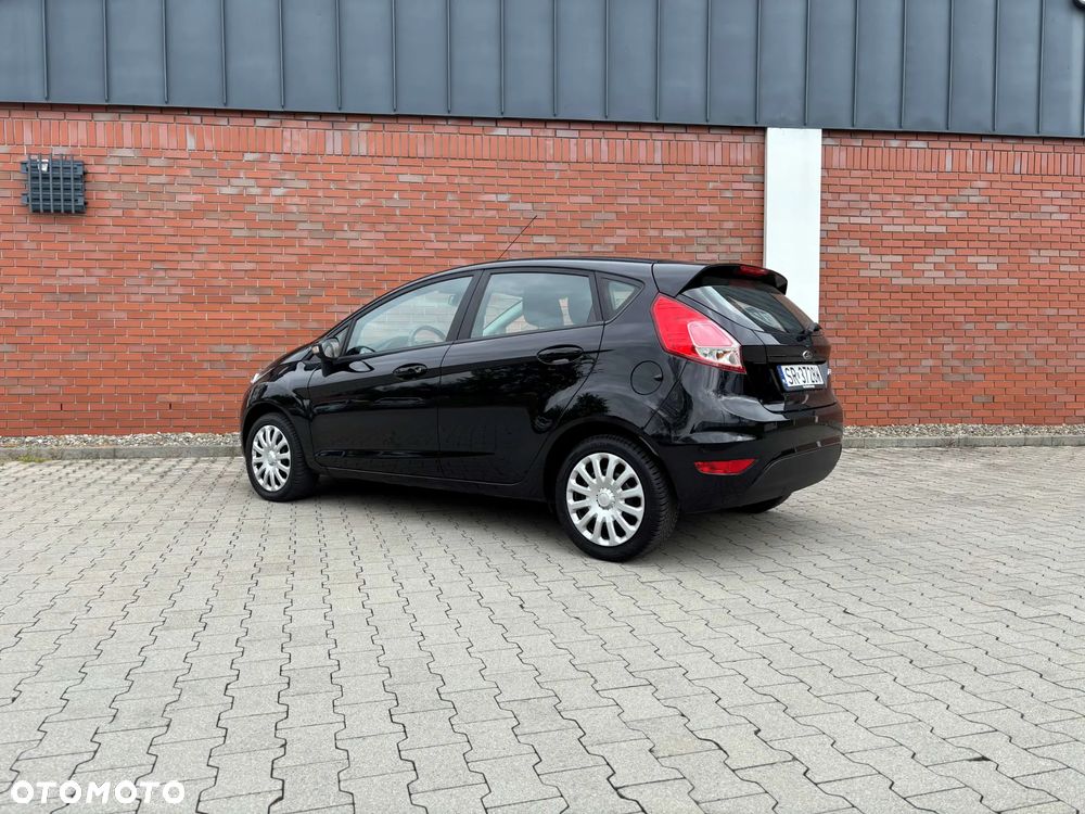 Ford Fiesta 1.25 Celebration - 14