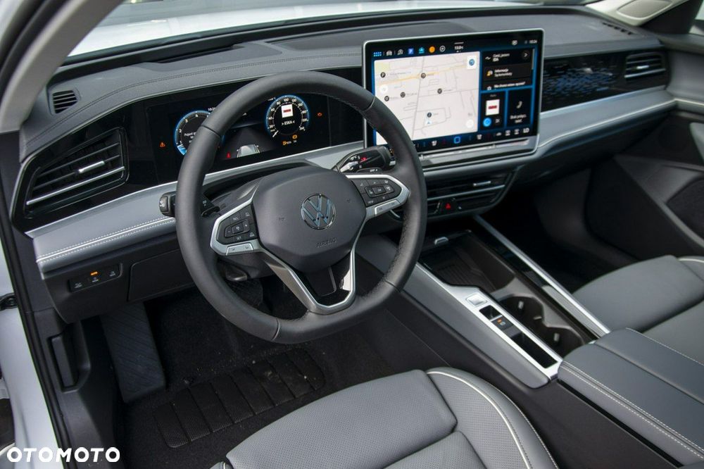Volkswagen Passat - 10