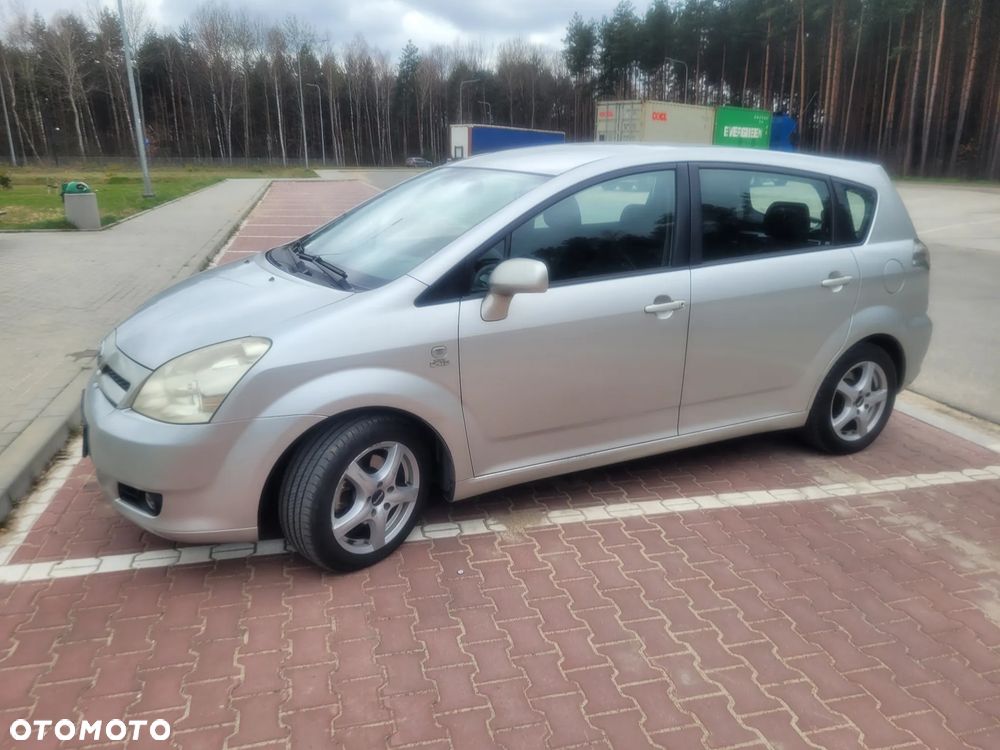 Toyota Corolla Verso 2.0 D-4D - 3