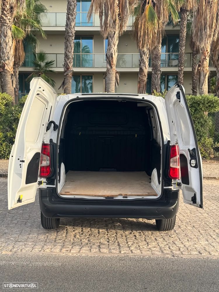 Opel Combo 1.5CDTI Carga Aumentada Longa - 9