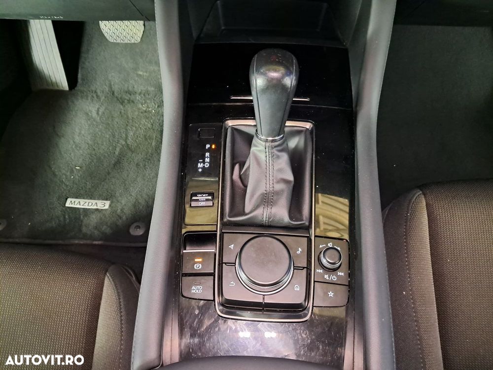Mazda 3 - 18