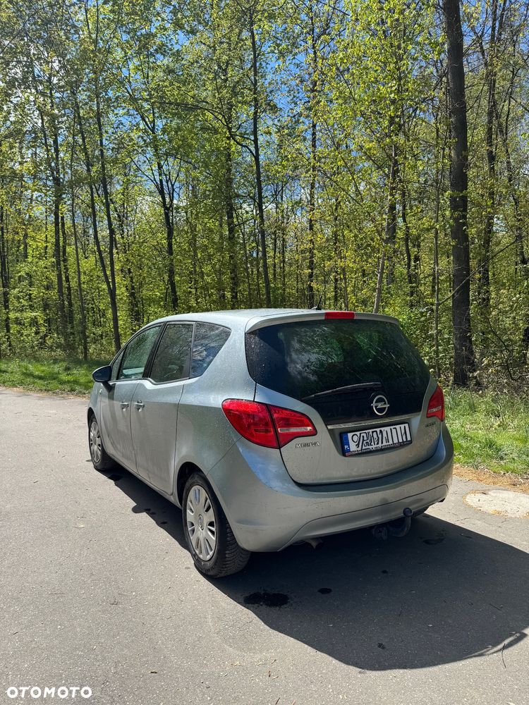 Opel Meriva - 8