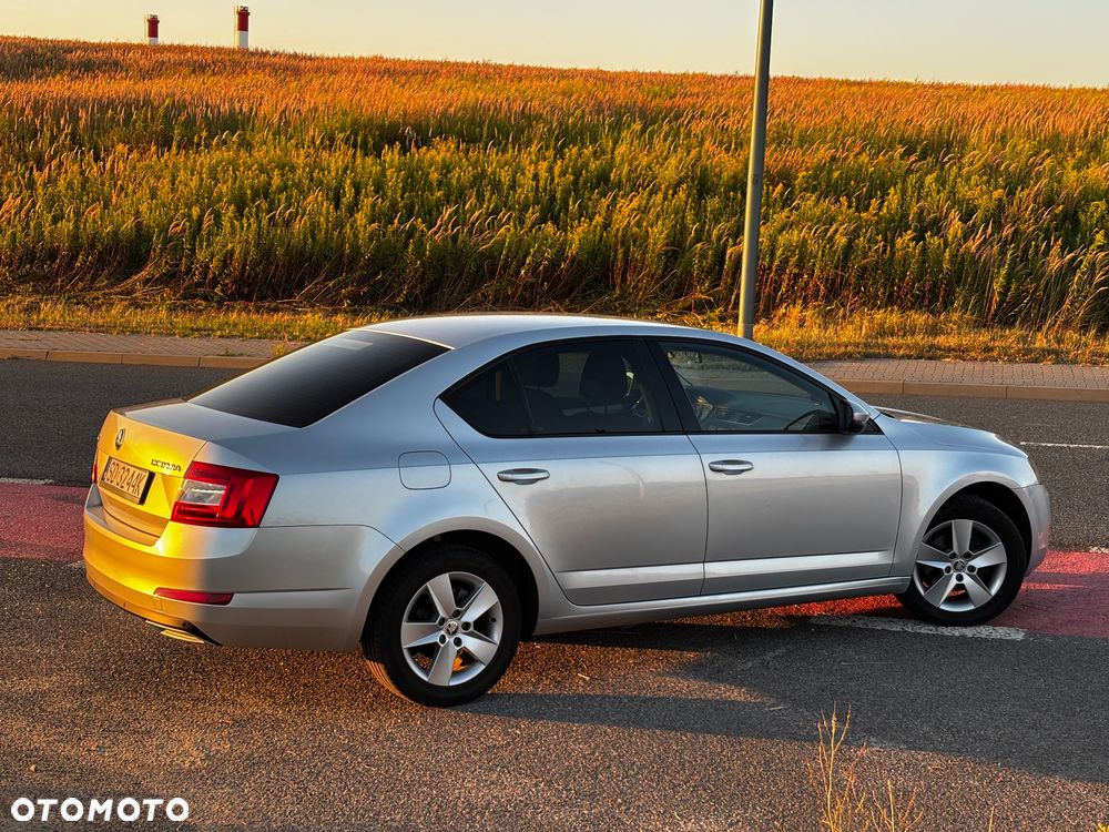 Skoda Octavia 1.4 TSI Ambition - 5