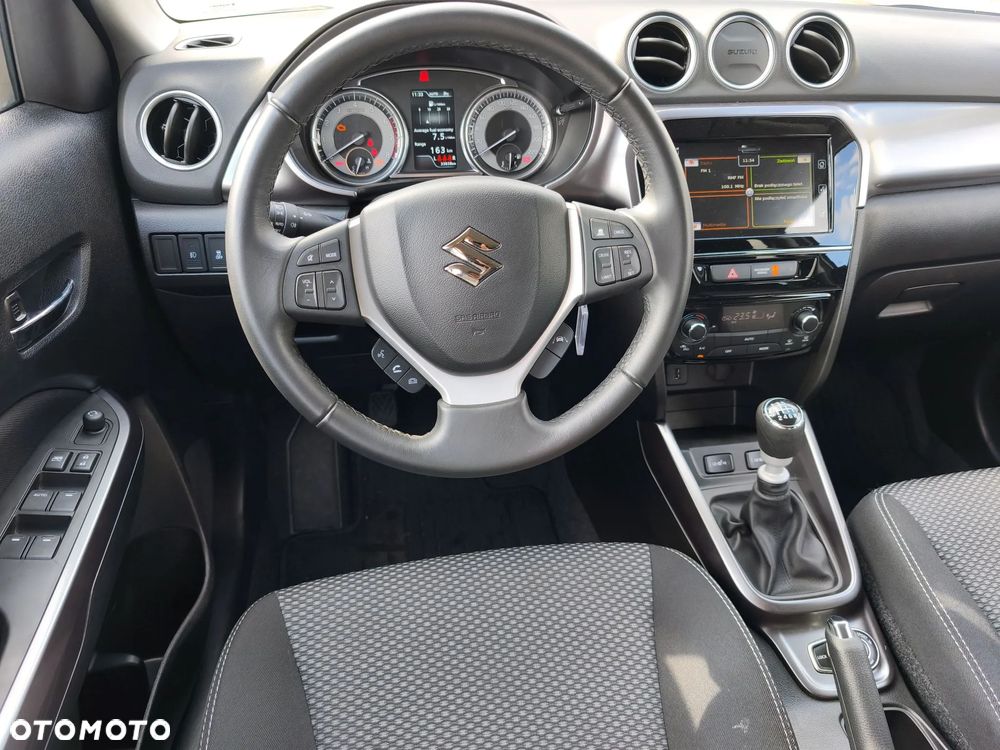 Suzuki Vitara 1.4 Boosterjet Premium 4WD - 15