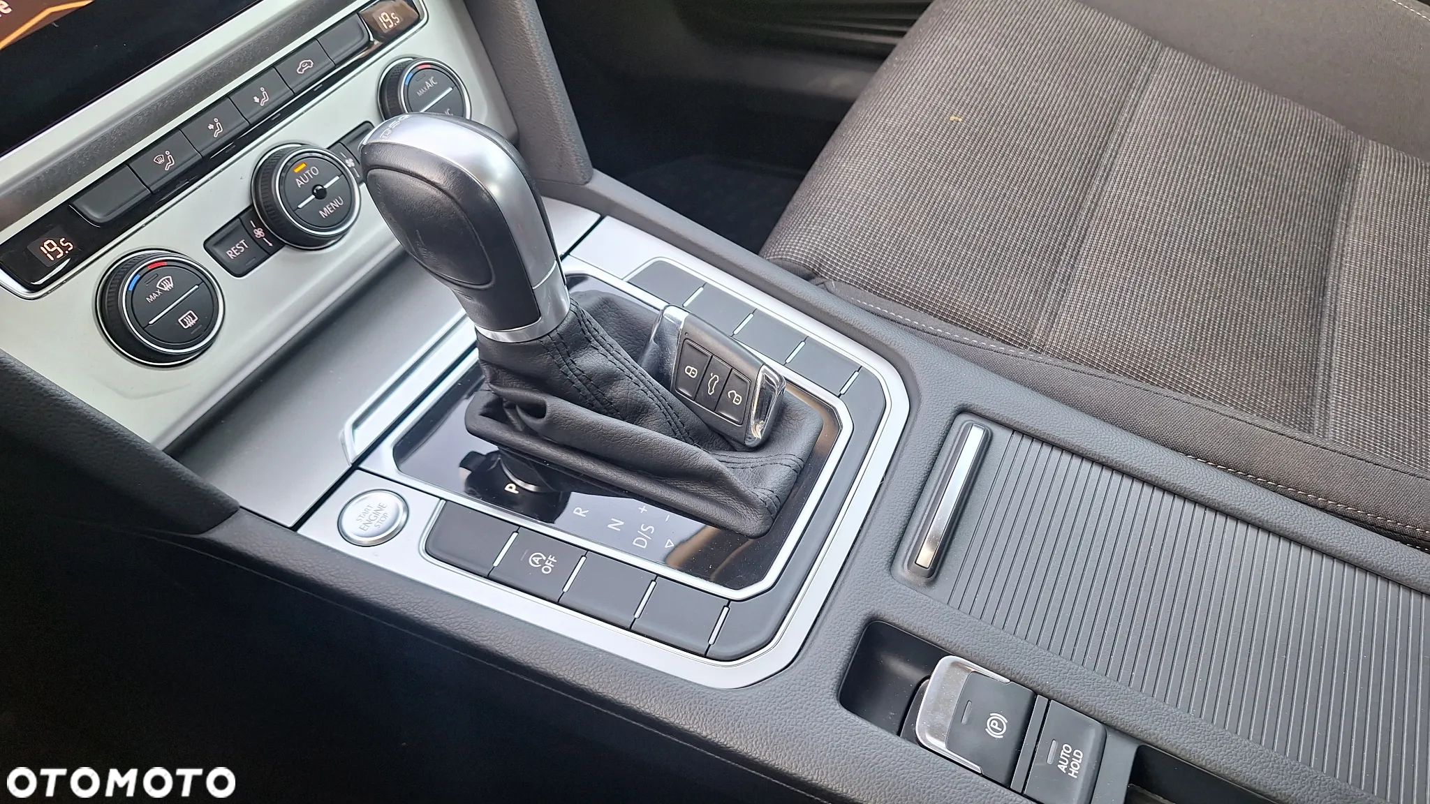 Volkswagen Passat 1.5 TSI EVO Comfortline DSG - 26