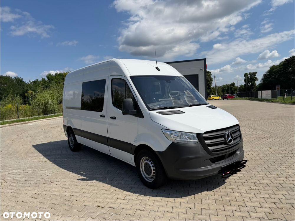 Mercedes-Benz Sprinter - 9