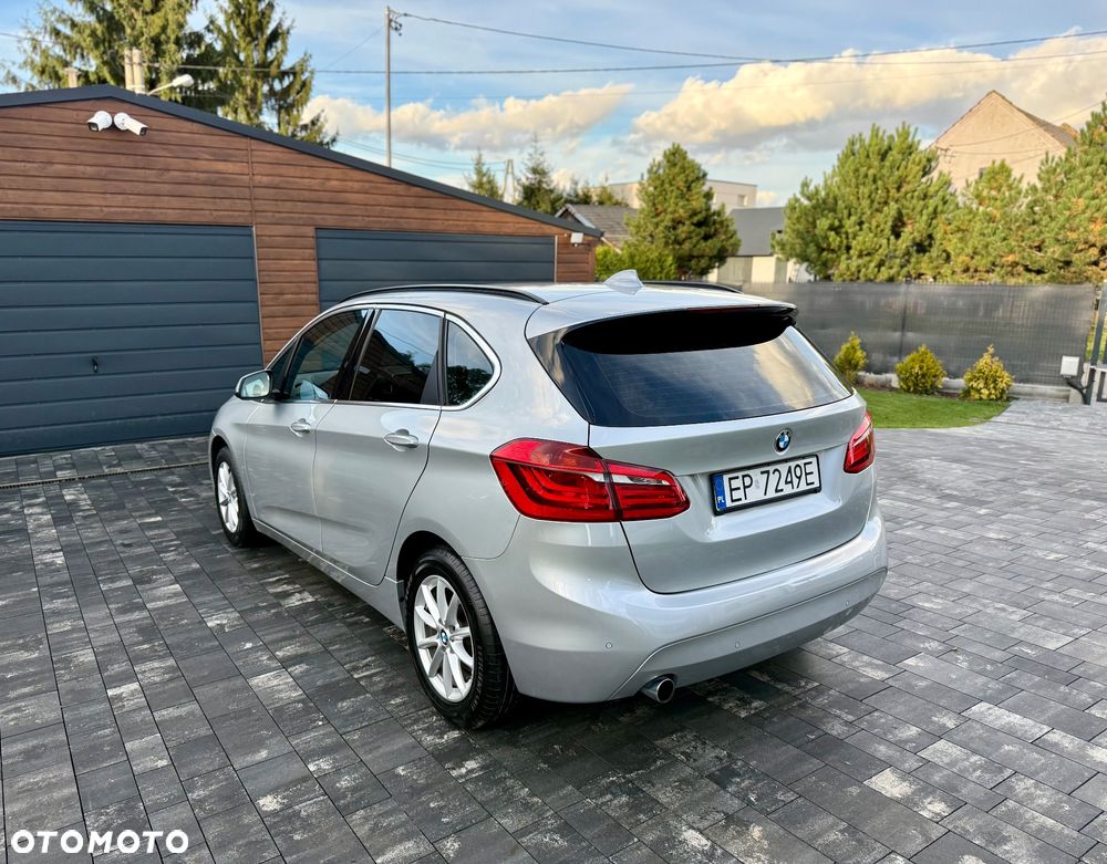 BMW Seria 2 218i - 8