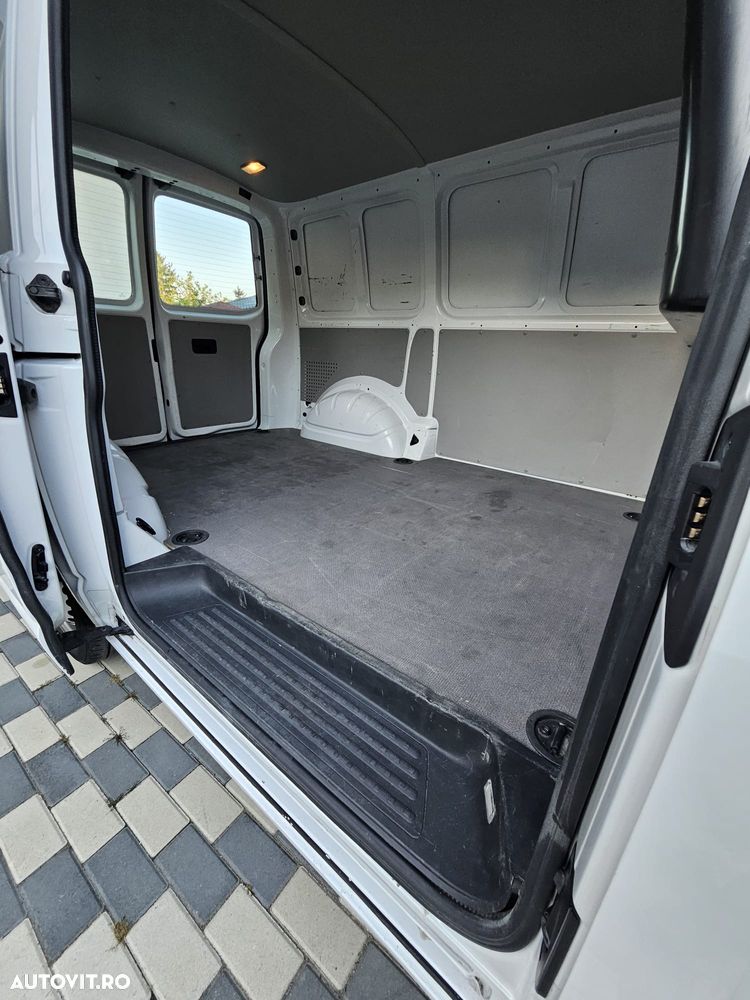 Volkswagen Transporter T6 - 21