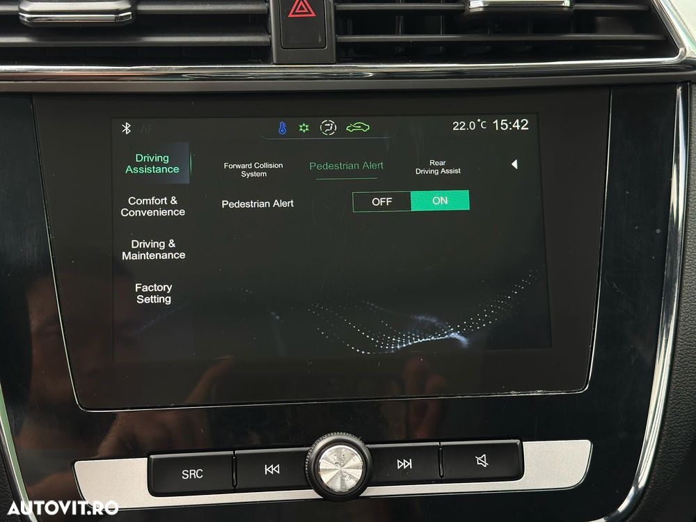 MG ZS EV Luxury - 21