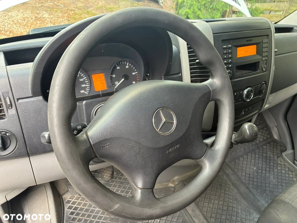 Mercedes-Benz Sprinter 511CDI KOŁA BLIŻNIAKI SKRZYNIOWY - 18