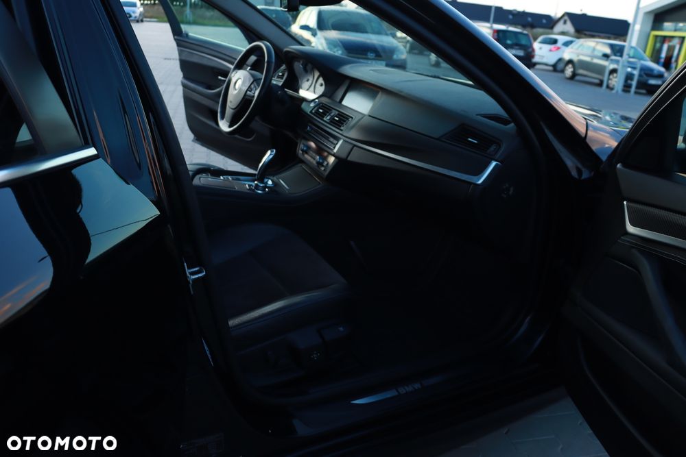 BMW Seria 5 - 12