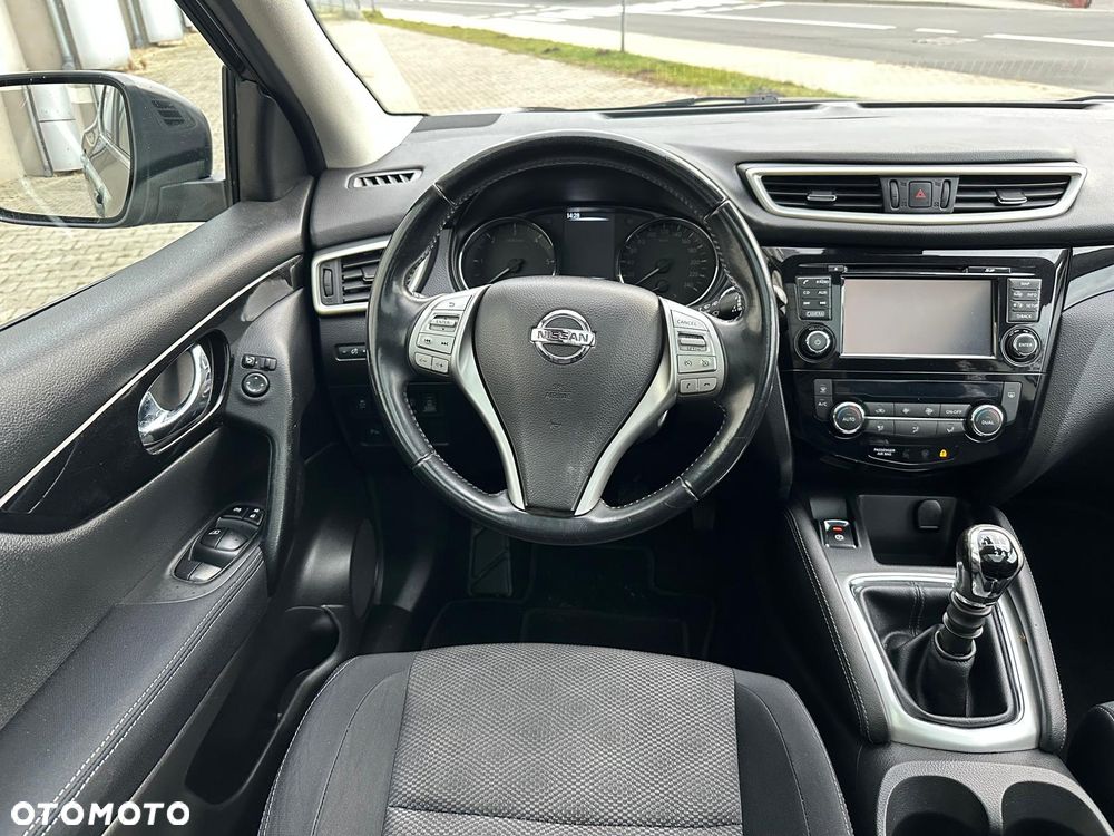 Nissan Qashqai 1.6 DCi 4x4 Black Edition EU6 - 13