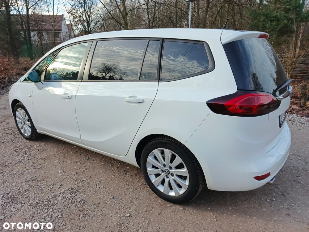 Opel Zafira 2.0 CDTI Cosmo - 4