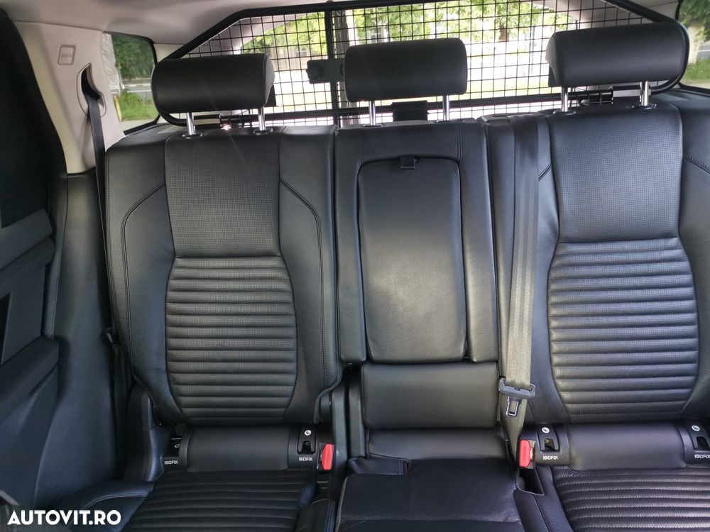 Land Rover Discovery Sport - 23