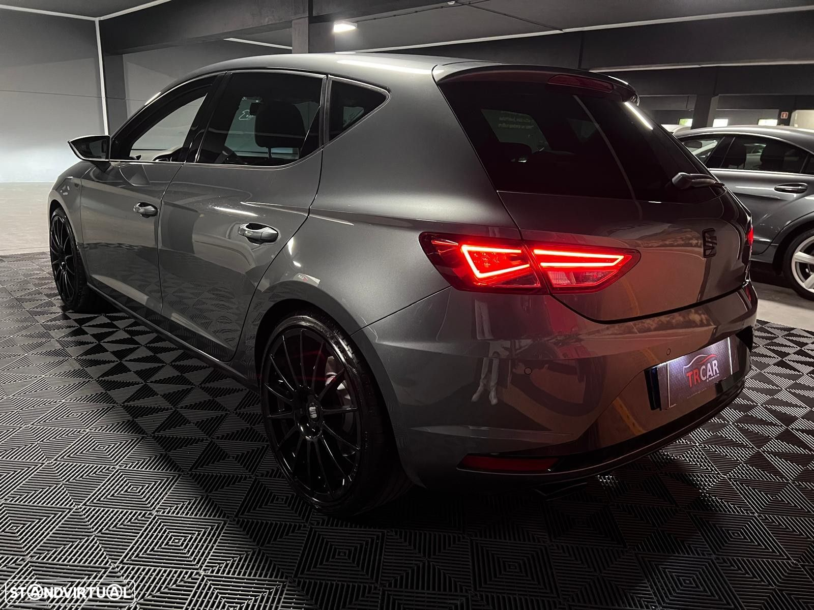 SEAT Leon 2.0 TSI Cupra DSG S/S - 7