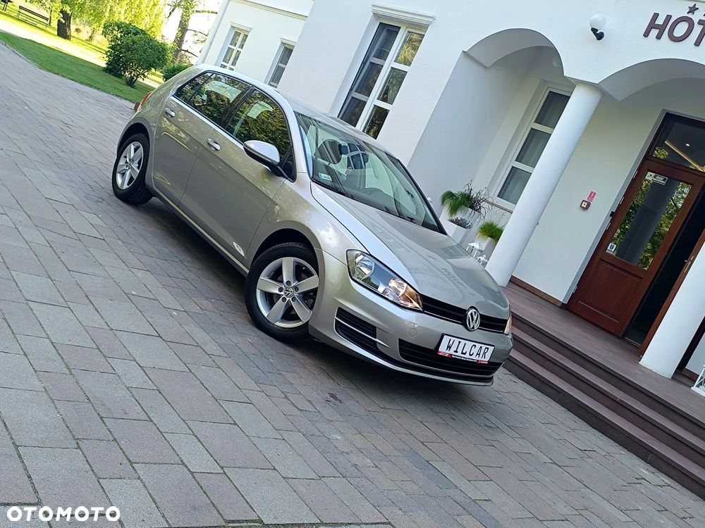 Volkswagen Golf 1.2 TSI BMT Trendline Perfectline - 37