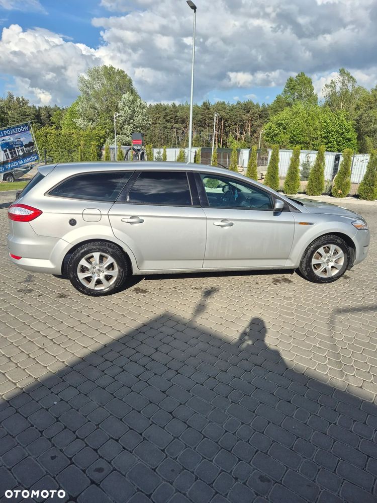 Ford Mondeo 2.0 Trend - 6