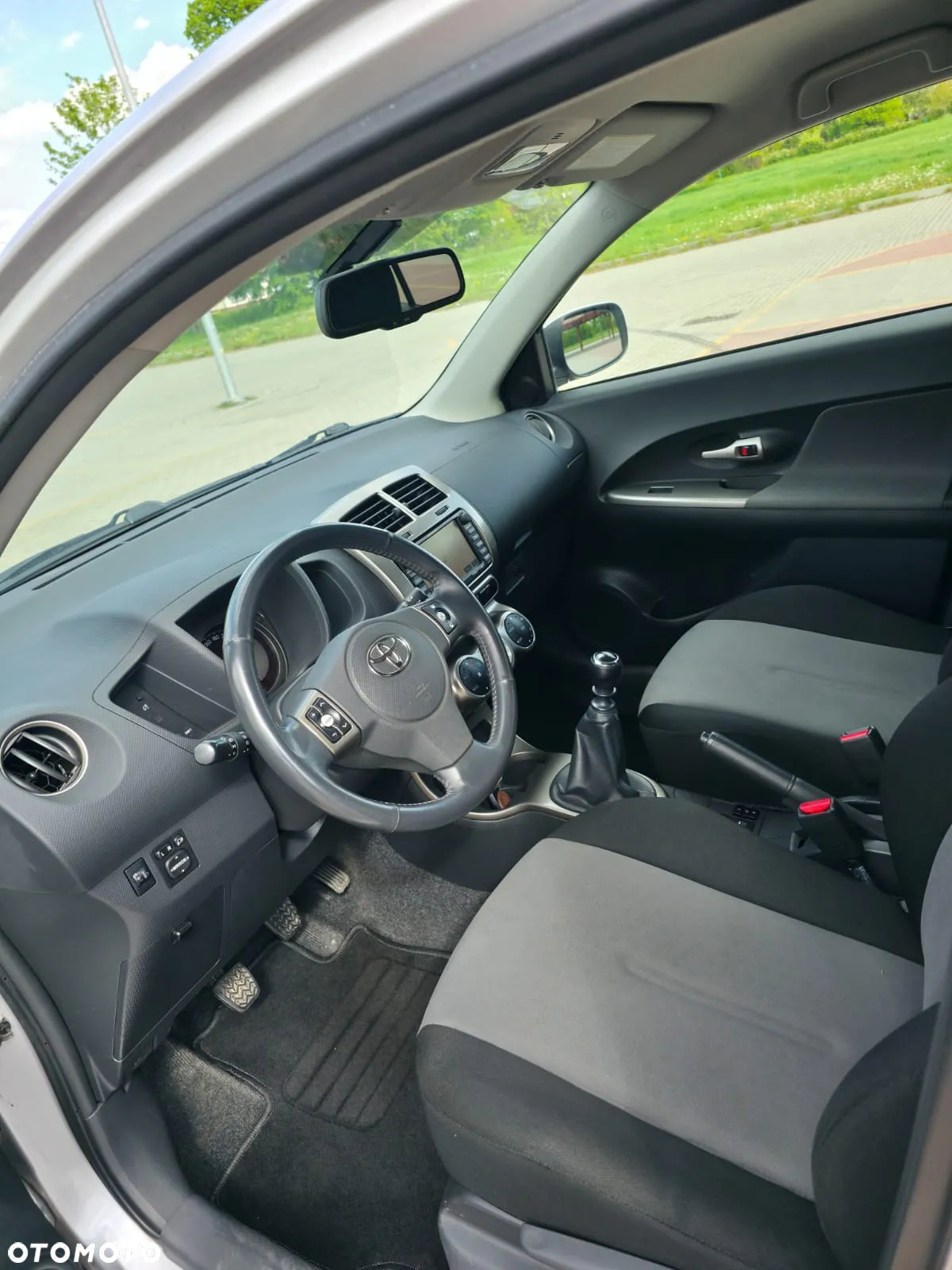 Toyota Urban Cruiser 1.4 D-4D Sol 4x4 - 10