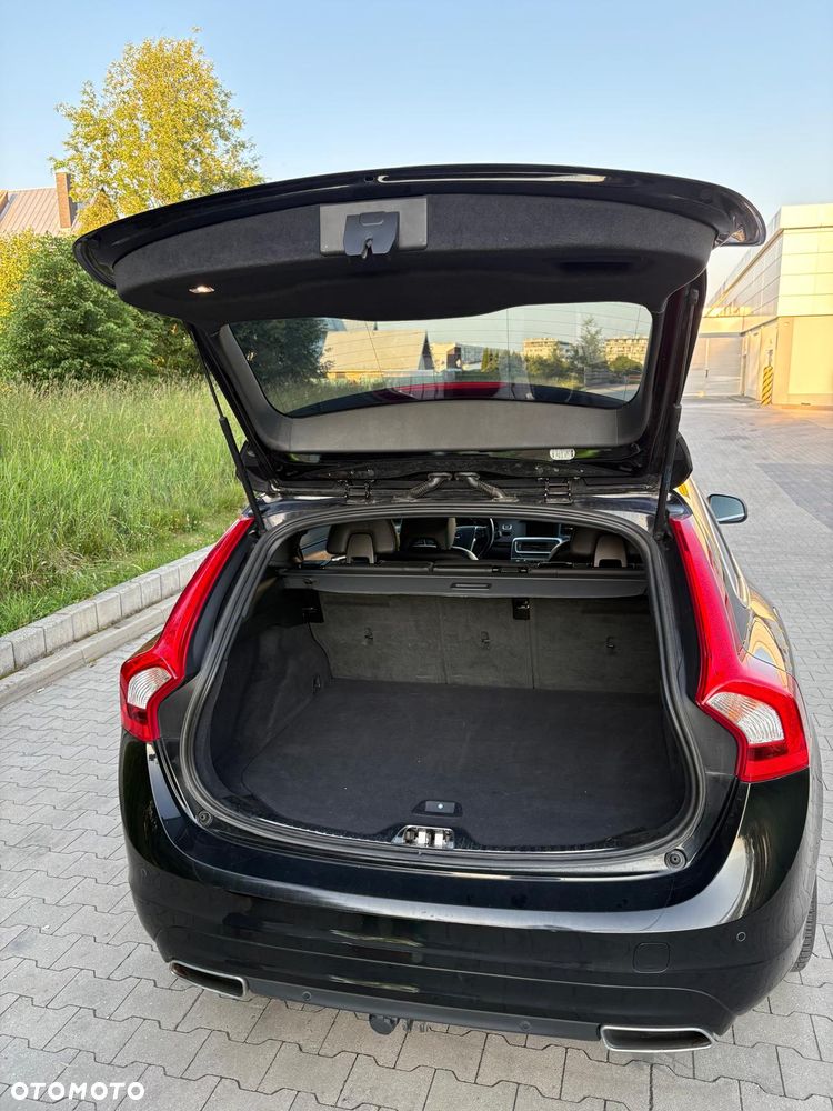 Volvo V60 D4 Drive-E Summum - 8