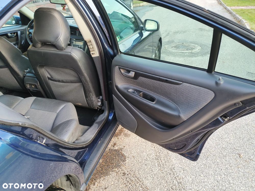 Volvo S60 2.4 Momentum - 19