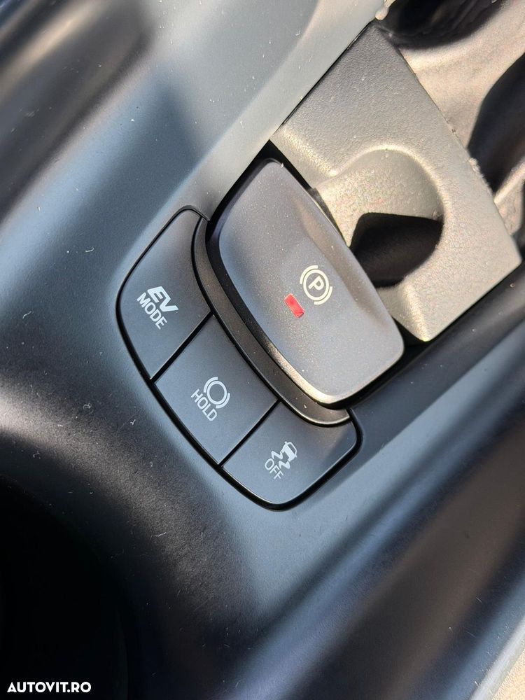 Toyota C-HR 1.8 HSD 122 CP 4x2 CVT Style - 25