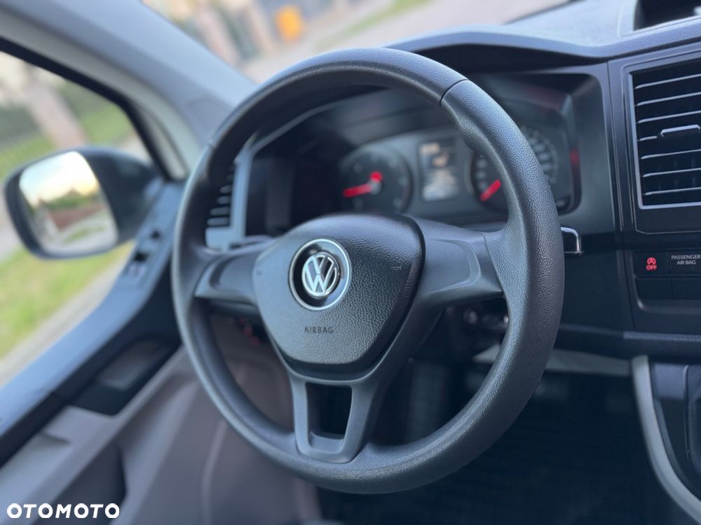 Volkswagen Transporter - 31