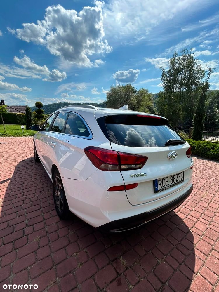 Hyundai i30 1.6 D Comfort DCT - 15