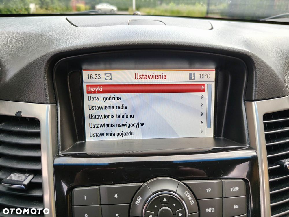 Chevrolet Cruze 2.0 LTZ - 25