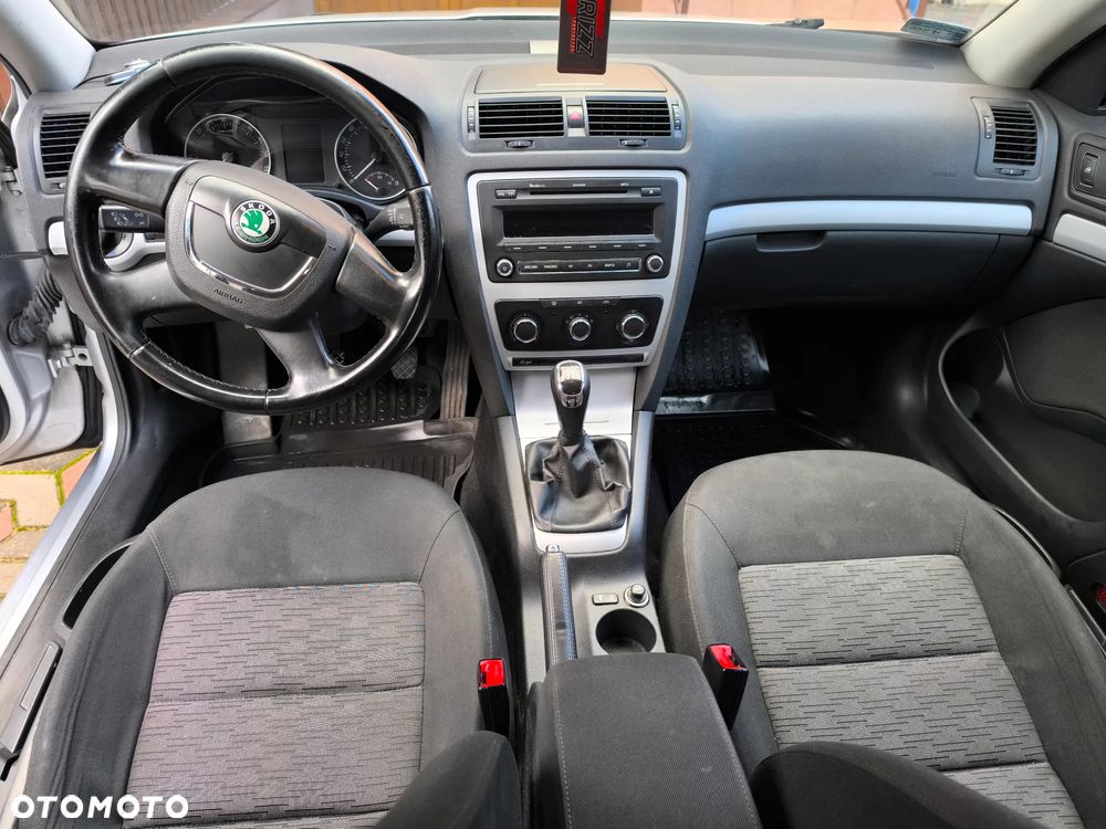 Skoda Octavia 2.0 TDI DPF Ambiente - 12