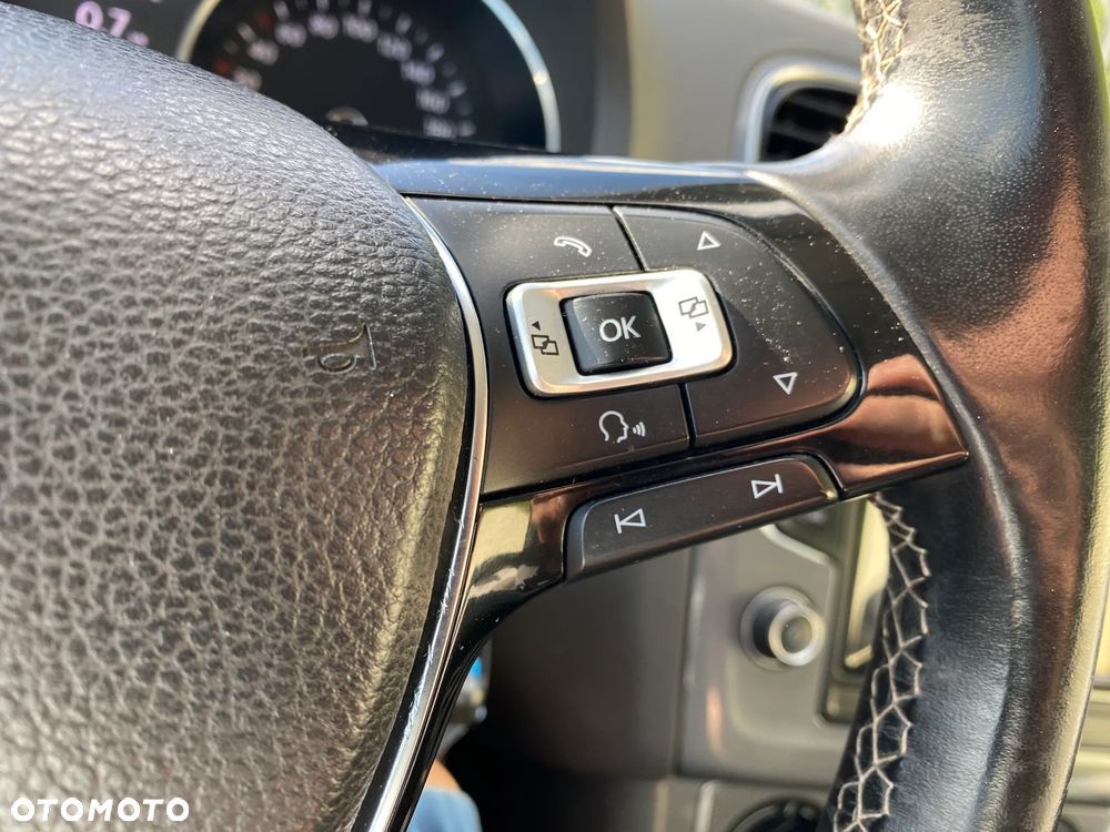 Volkswagen Polo 1.4 TDI (Blue Motion Technology) Comfortline - 20