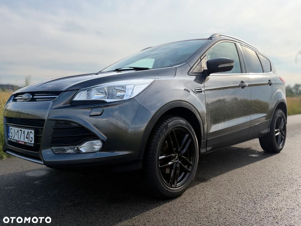 Ford Kuga 1.5 EcoBoost 2x4 Titanium - 23
