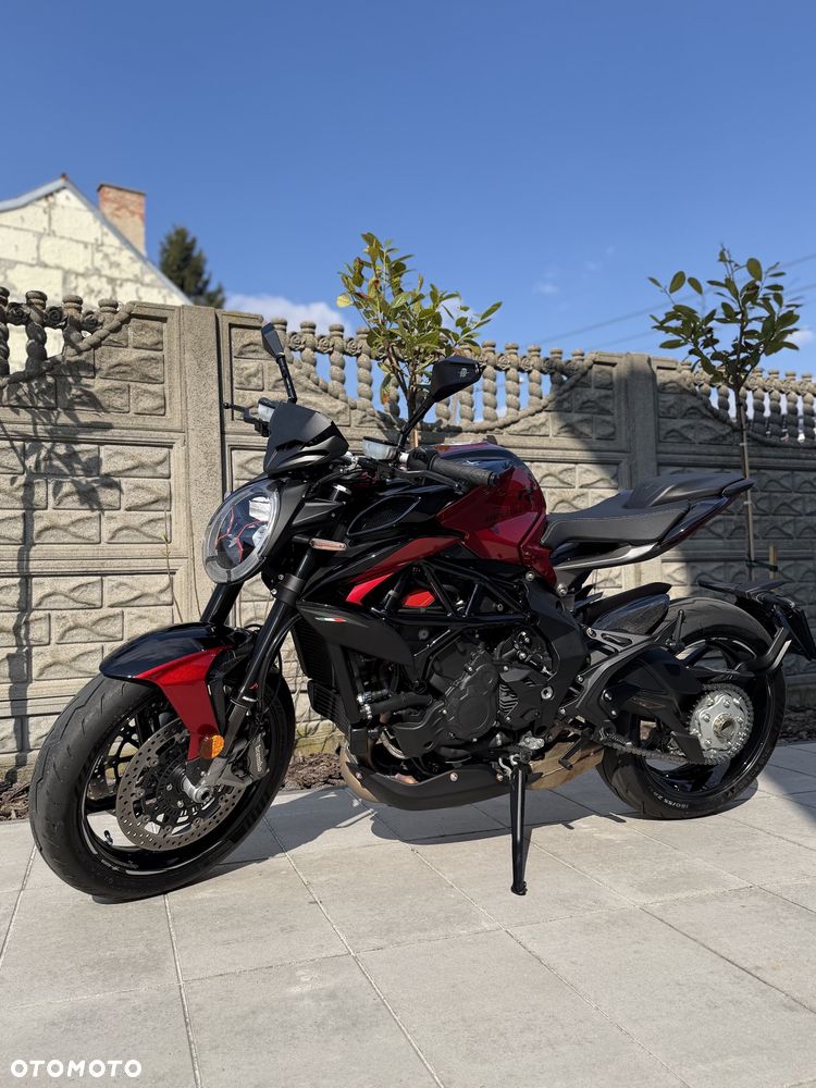 MV AGUSTA Brutale - 1