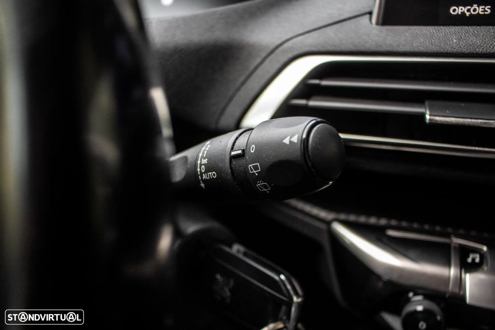 Peugeot 5008 BlueHDI 130 EAT8 Active - 14