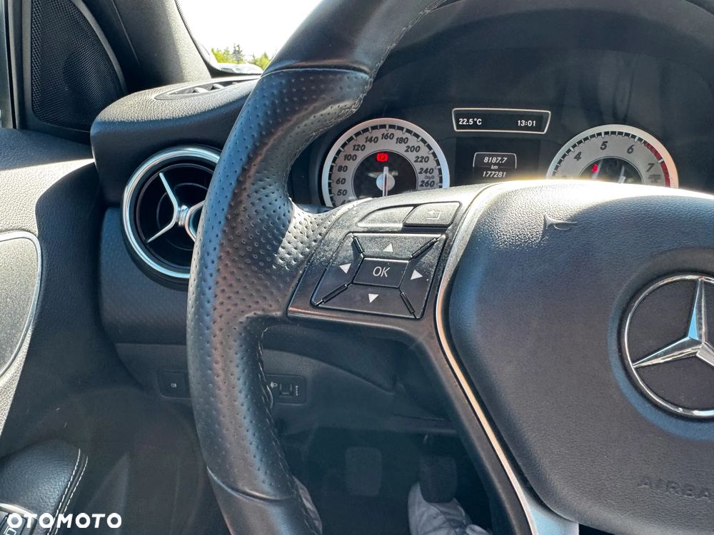 Mercedes-Benz Klasa A 180 (BlueEFFICIENCY) - 19